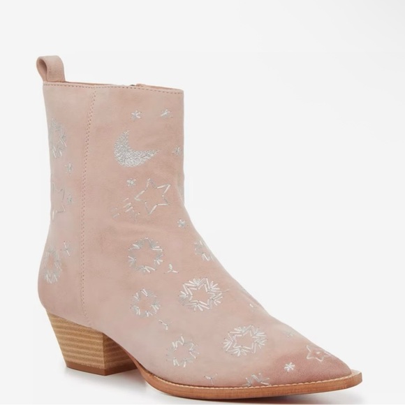 NIB Free People Bowers Embroidered Boot~ Perfect Pink ⭐️
